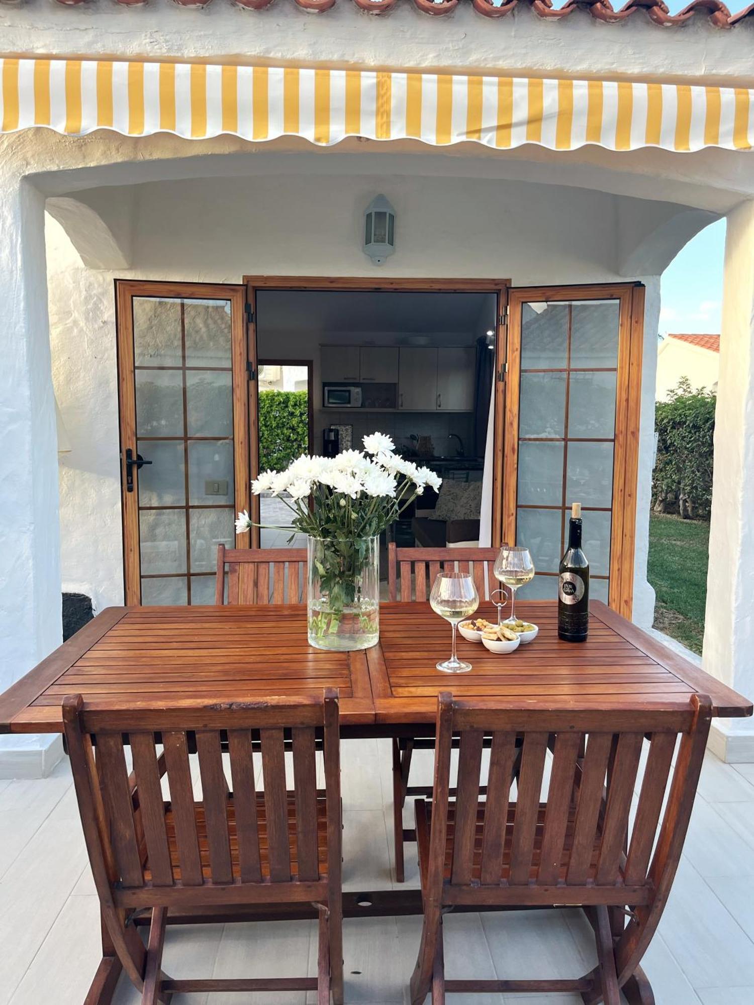 Buzzstays: 1-Bed Bungalow, Garden, Near Yumbo & Beach Maspalomas  Exteriér fotografie